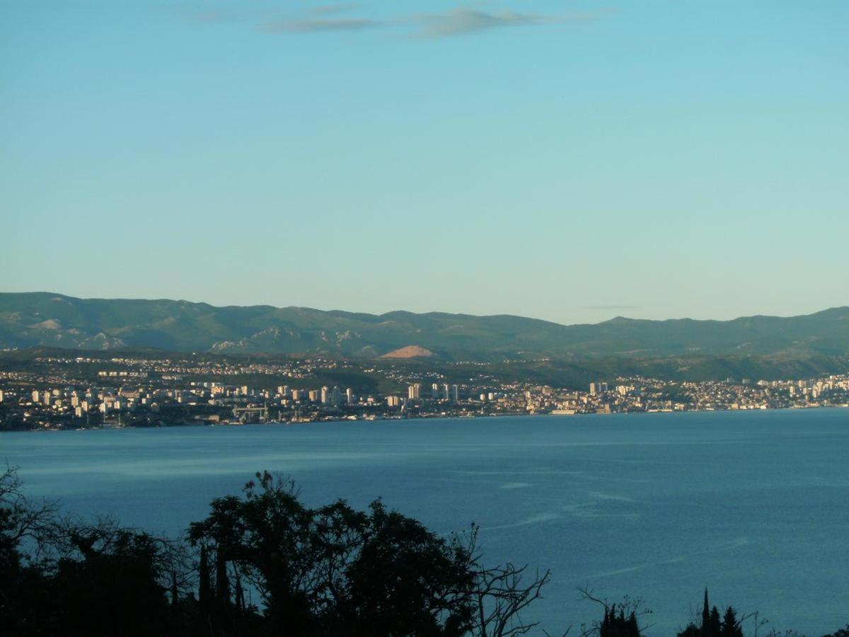 Apartmani Adria Opatija Exteriör bild
